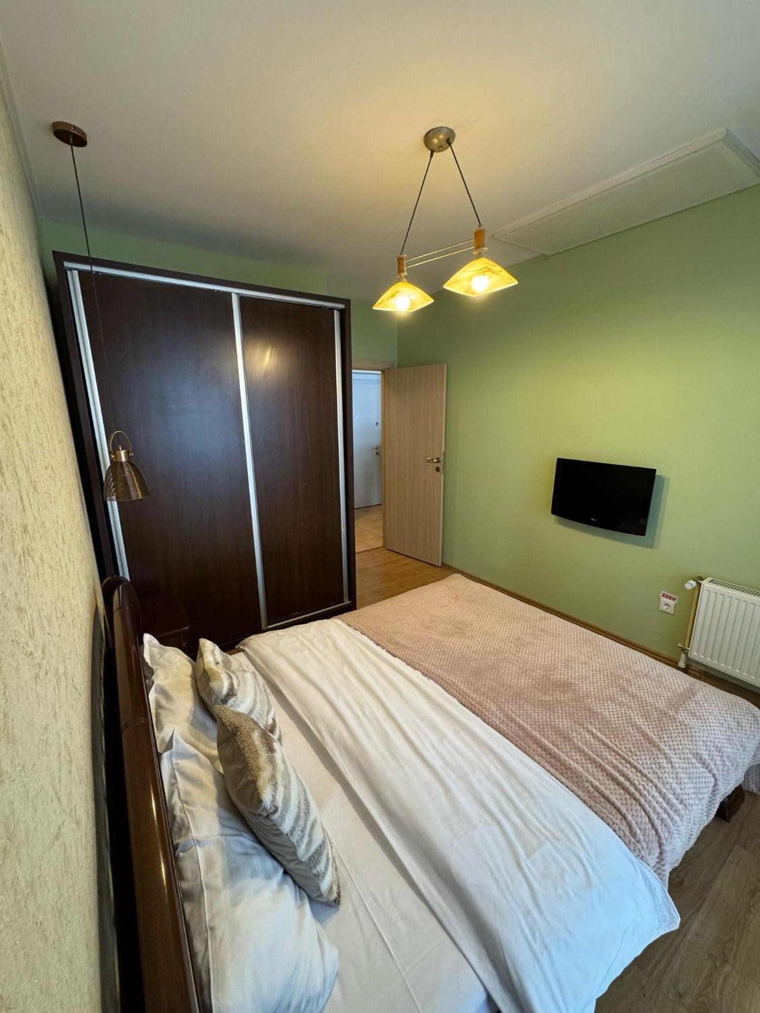 Miro Apartament シナヤ エクステリア 写真